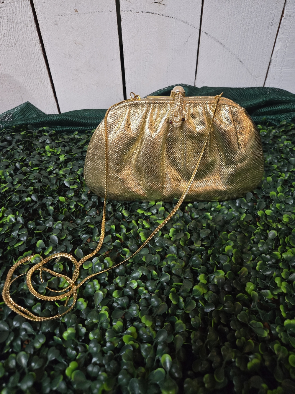 Vintage Ashneil gold metallic snakeskin evening clutch